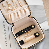 Travel Box - black