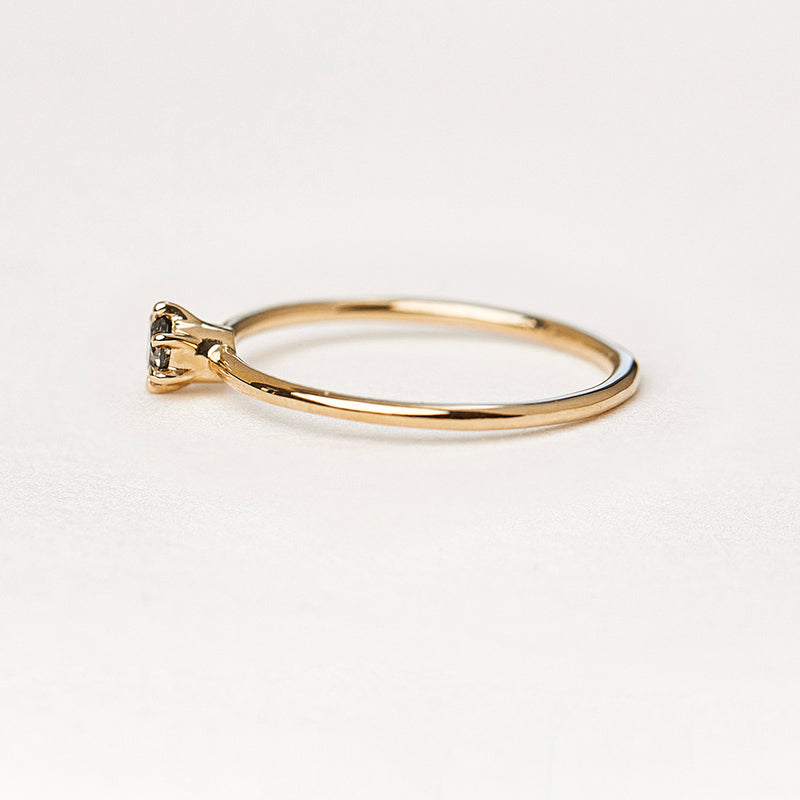 Twinkle Diamond Ring - 0.1ct Salt & Pepper Diamond